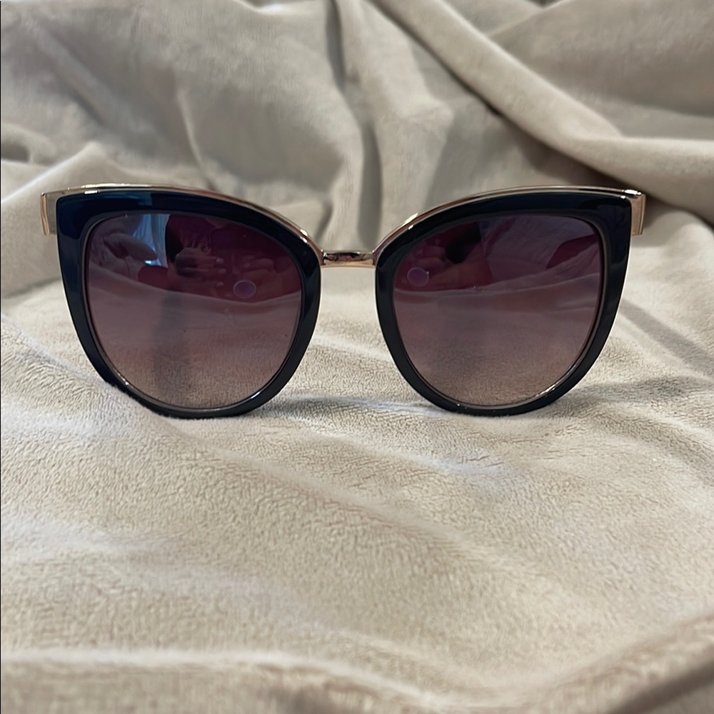 Jessica Simpson Black and Gold Sunglasses